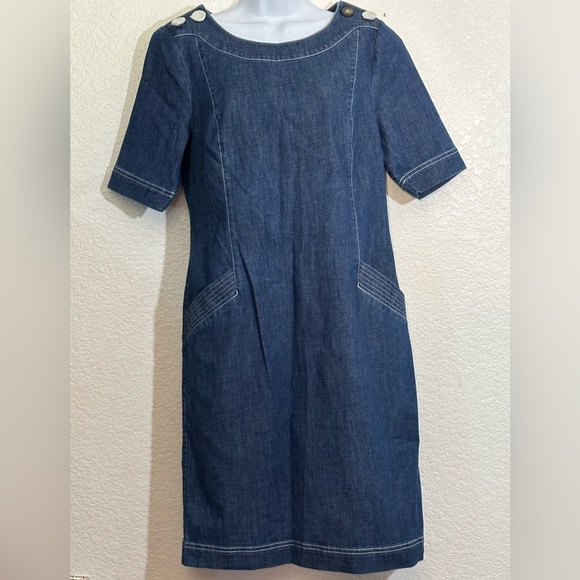 Boden Dresses & Skirts - BODEN DENIM Dress Size US 6 NWOT Back Zip Cute Pocket Details Preppy Classic